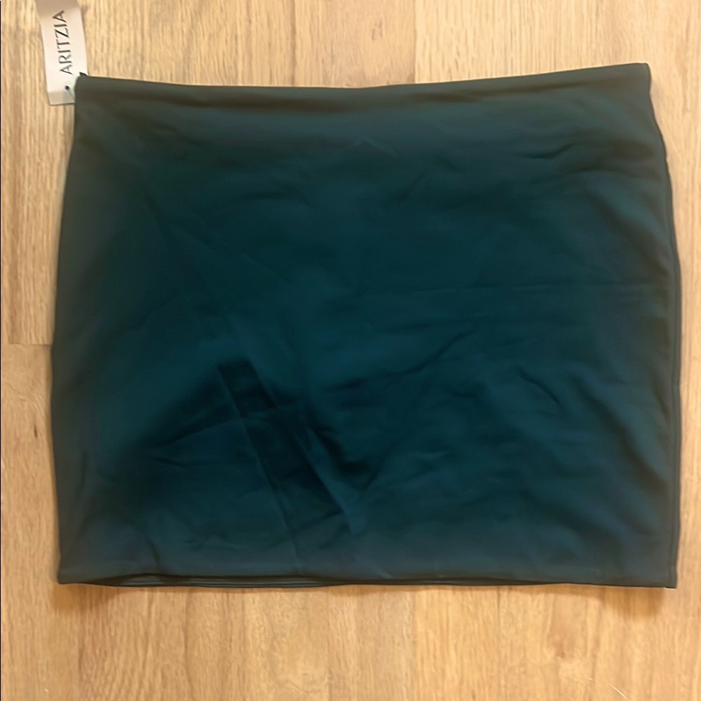 Aritzia Green Mini Pencil Skirt for Night Out
